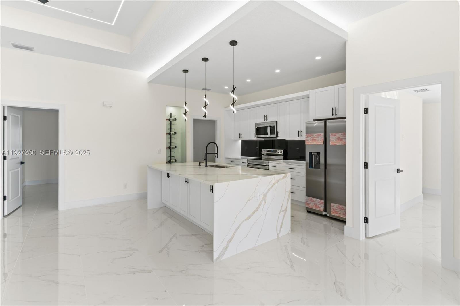 3419 16th Street Southwest Lehigh Acres, FL 33976 - Photo 6 of 46