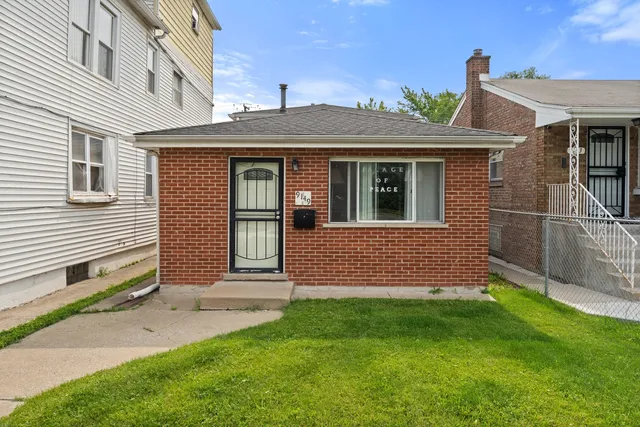 $125,000 | 9149 South Dante Avenue, Chicago, IL 60619