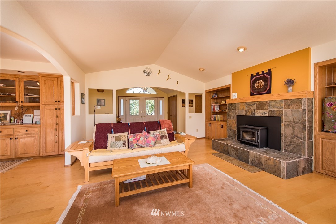 202 Sundial Loop Sequim, WA 98382 - Photo 6 of 25