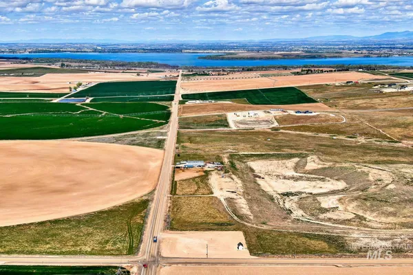 $259,900 | 9002 Deer Flat Road, Nampa, ID 83686