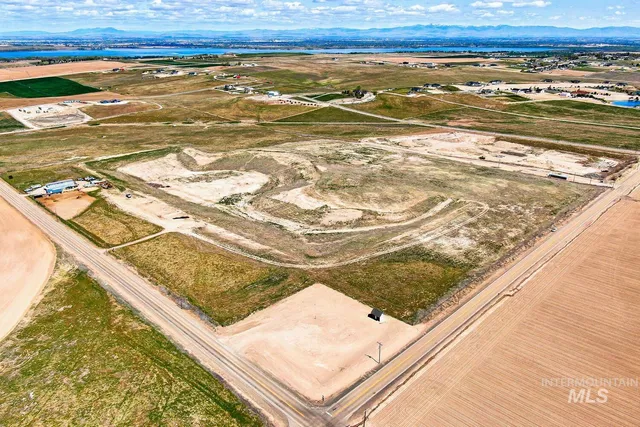 $259,900 | 9002 Deer Flat Road, Nampa, ID 83686