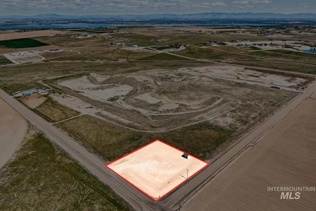 $259,900 | 9002 Deer Flat Road, Nampa, ID 83686