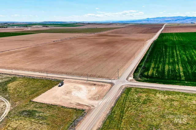 $259,900 | 9002 Deer Flat Road, Nampa, ID 83686