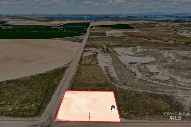 $259,900 | 9002 Deer Flat Road, Nampa, ID 83686