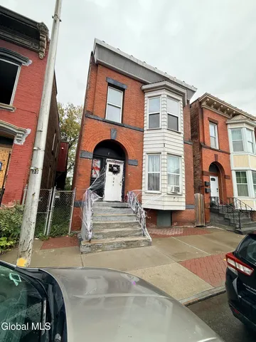 $265,000 | 301 2nd Street, Troy, NY 12180