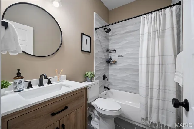 $439,500 | 4390 Chouteau Avenue, St. Louis, MO 63110