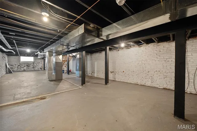 $439,500 | 4390 Chouteau Avenue, St. Louis, MO 63110