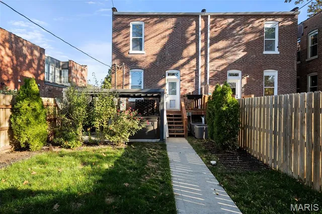 $439,500 | 4390 Chouteau Avenue, St. Louis, MO 63110