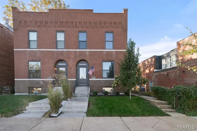 $439,500 | 4390 Chouteau Avenue, St. Louis, MO 63110