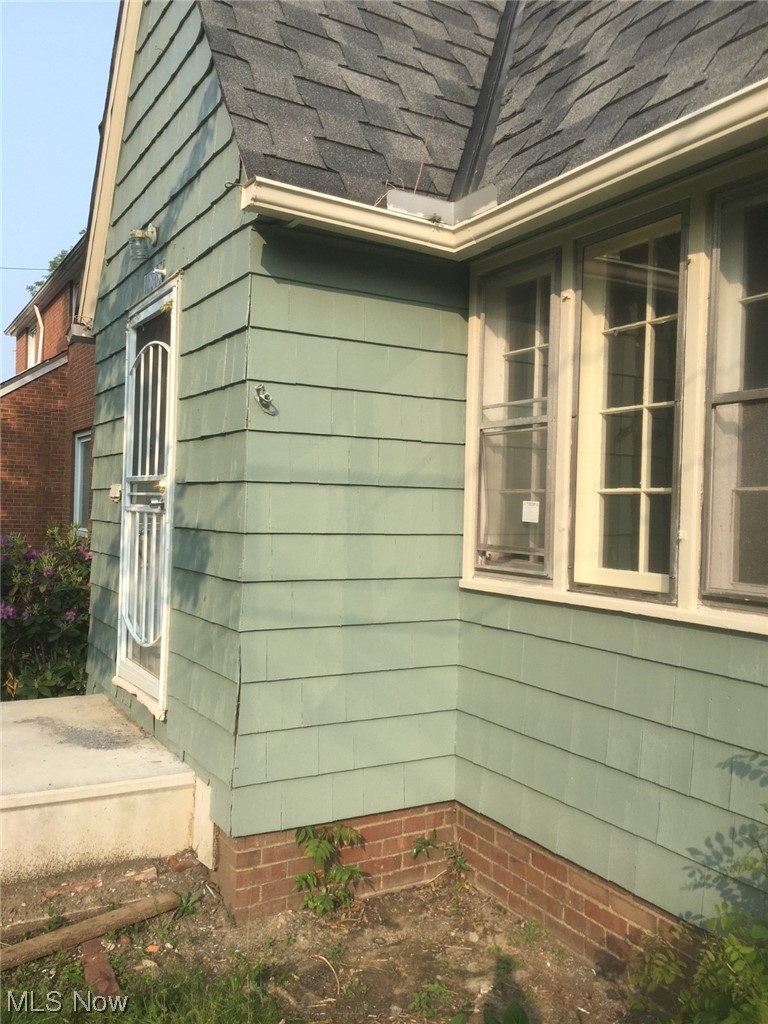 16805 Hillsboro Road Cleveland, OH 44112 - Photo 27 of 31 Gallery Image 27