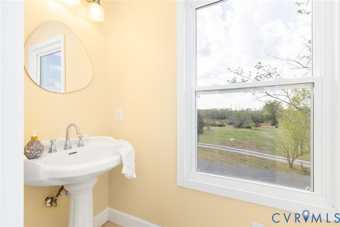 1895 Cemetery Road Chase City, VA 23924 - Photo 24 of 83