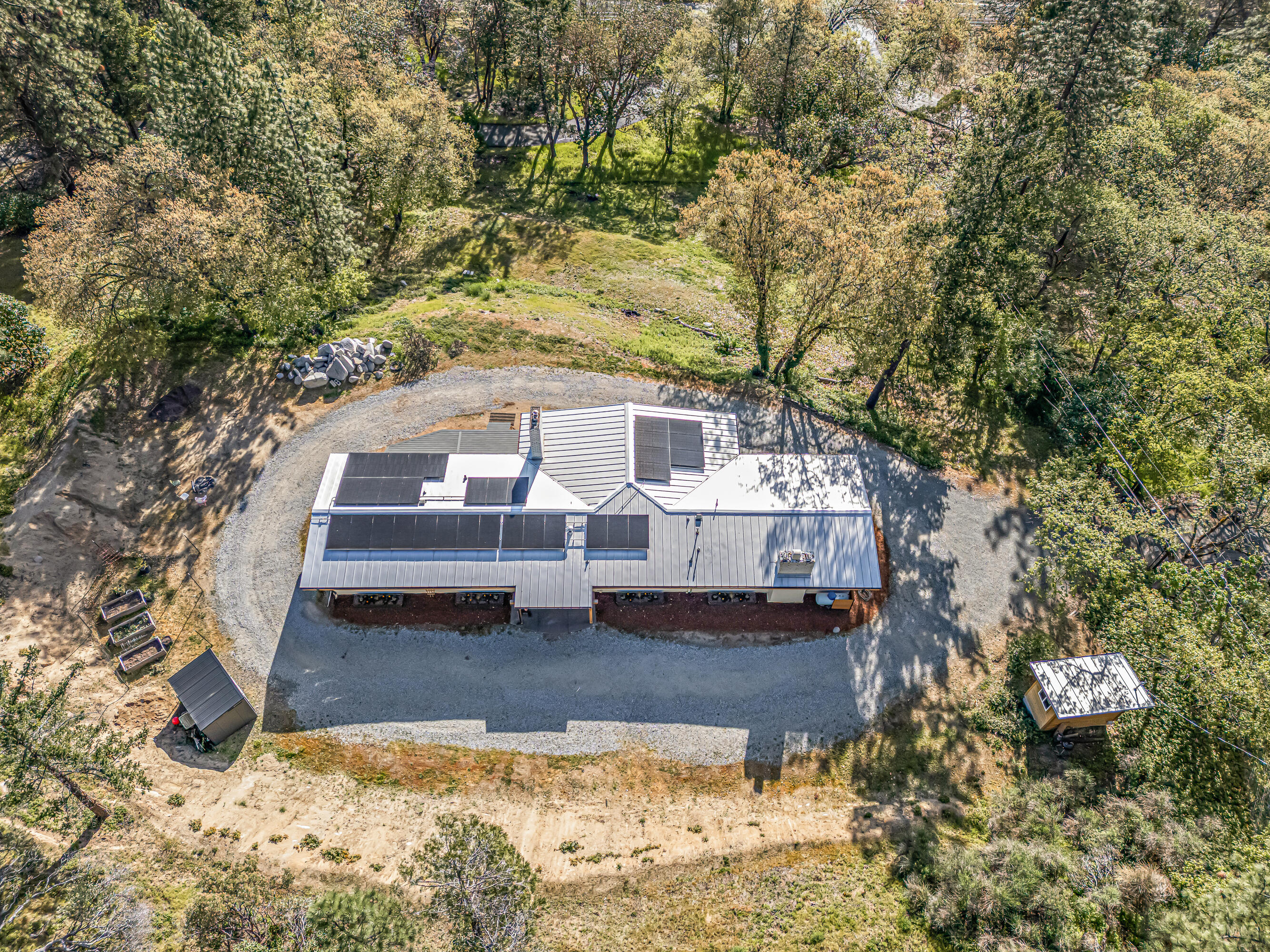 2555 Old Military Road Central Point, OR 97502 - Photo 26 of 31 DJI_20260406091022_0022_D