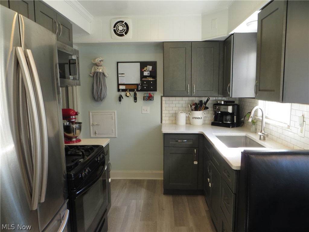 4347 Redding Road Cleveland, OH 44109 - Photo 13 of 50