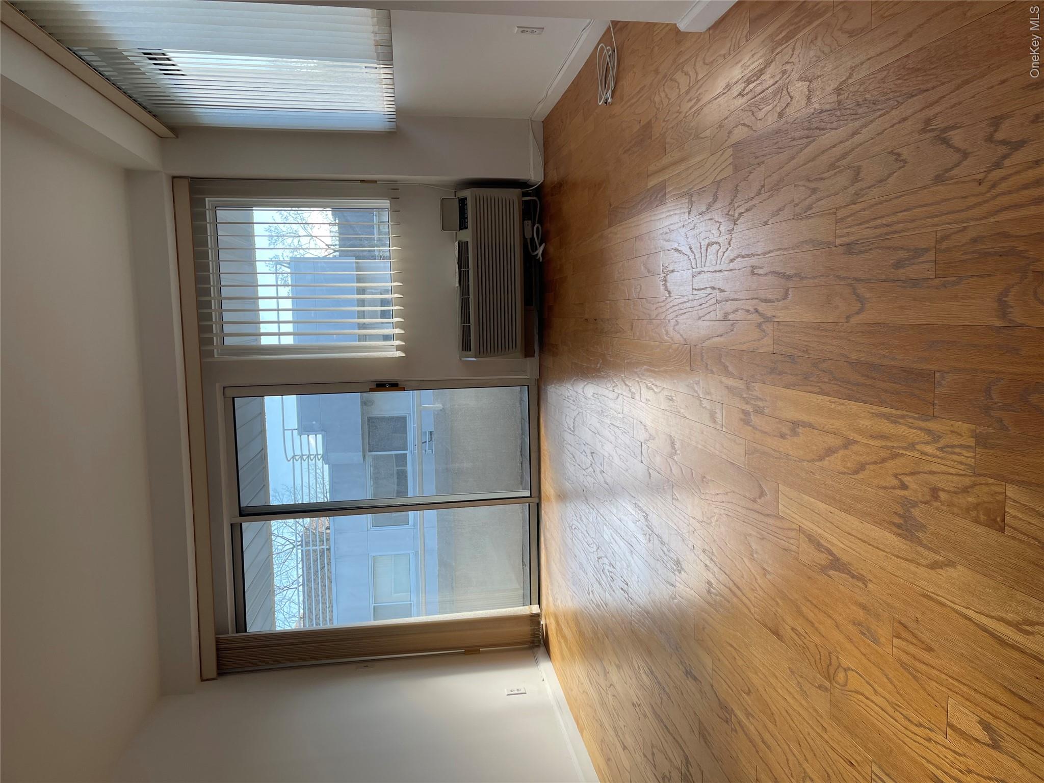 88 Cutter Mill Road, Unit 514 Great Neck, NY 11021 - Photo 8 of 23