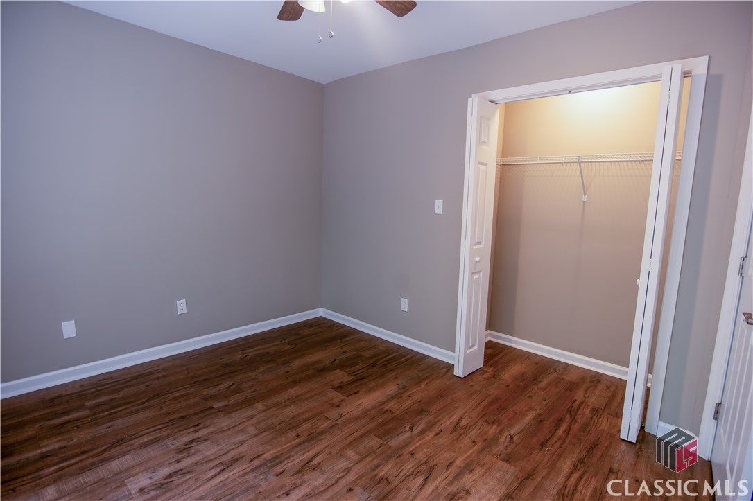 637 Huntington Road, Unit B5 Athens, GA 30606 - Photo 2 of 18