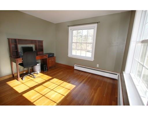 8 Putnam Road North Reading, MA 01864 - Photo 17 of 30 Gallery Image 17