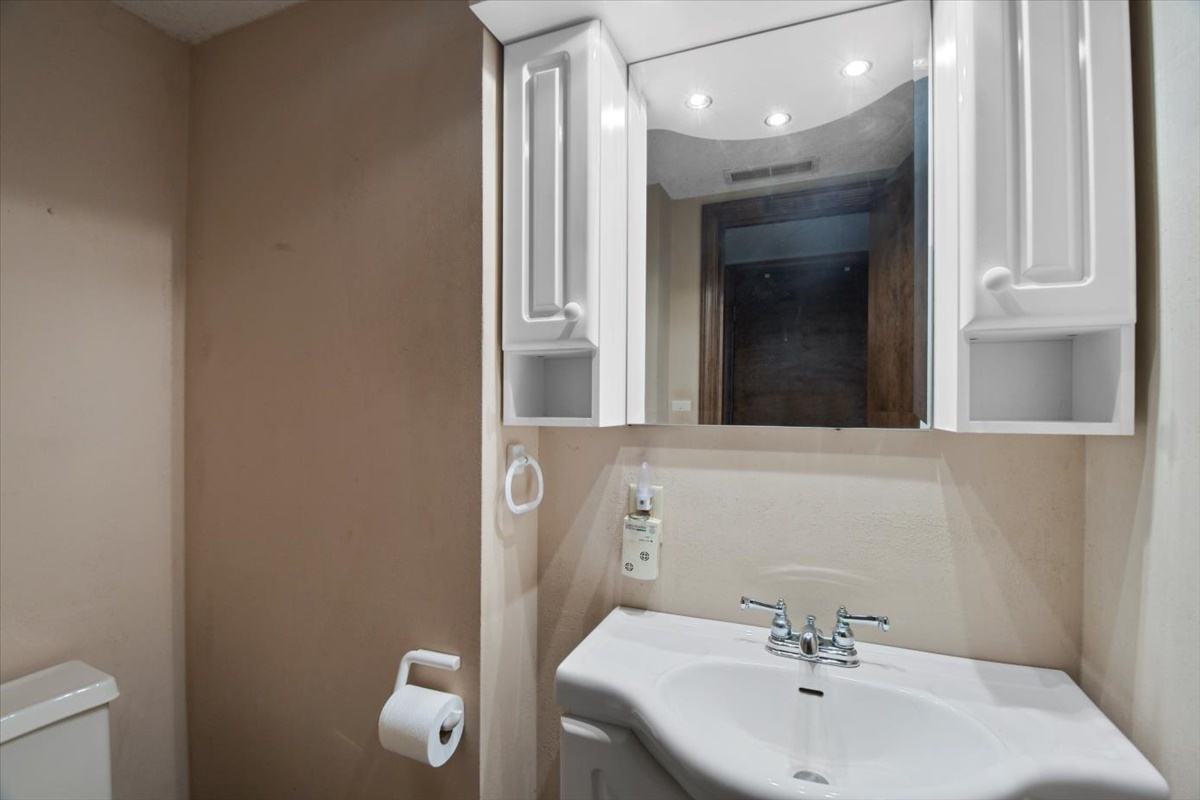 1702 Raymond Ogden, IL 61859 - Photo 18 of 25