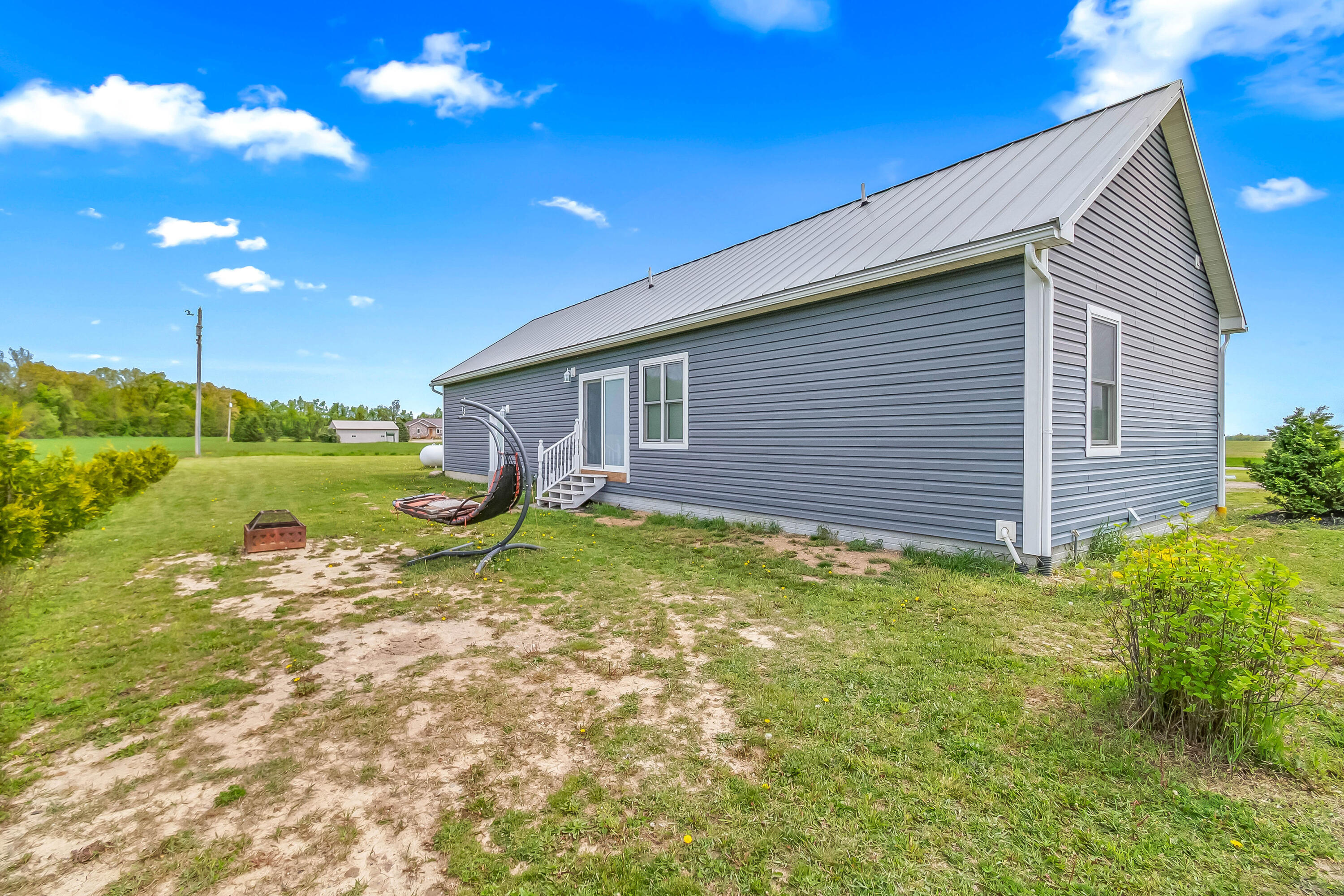 8210 Burt Road Pittsford, MI 49271 - Photo 46 of 57 26