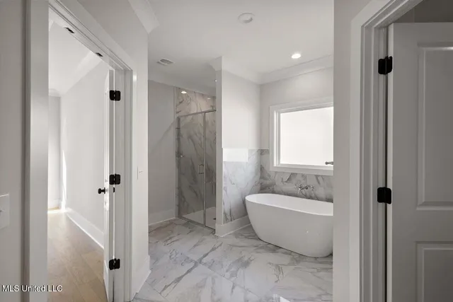 $379,900 | 205 Lake Crest Drive, Madison, MS 39110