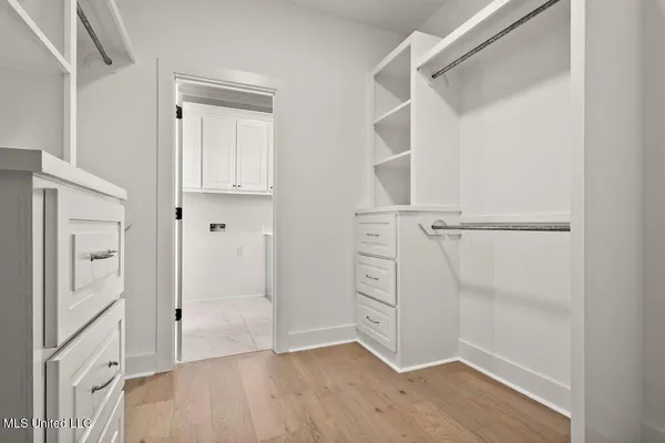 $374,900 | 205 Lake Crest Drive, Madison, MS 39110