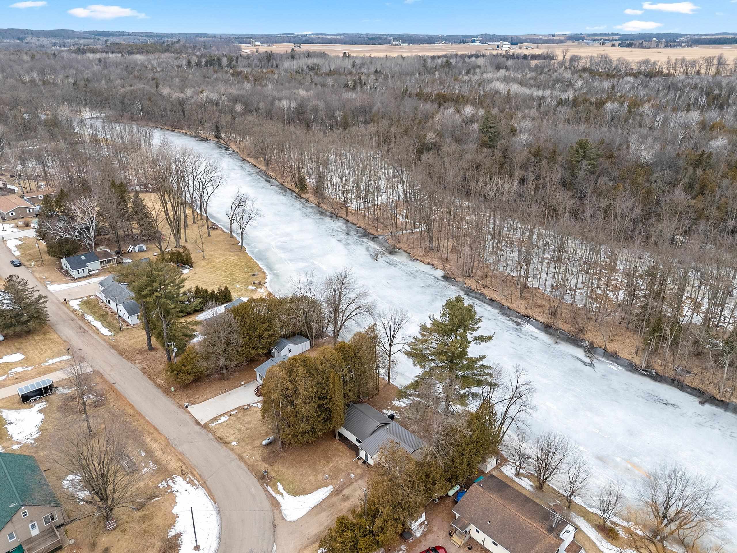 9762 Gray Lake Road Gillett, WI 54124 - Photo 32 of 60