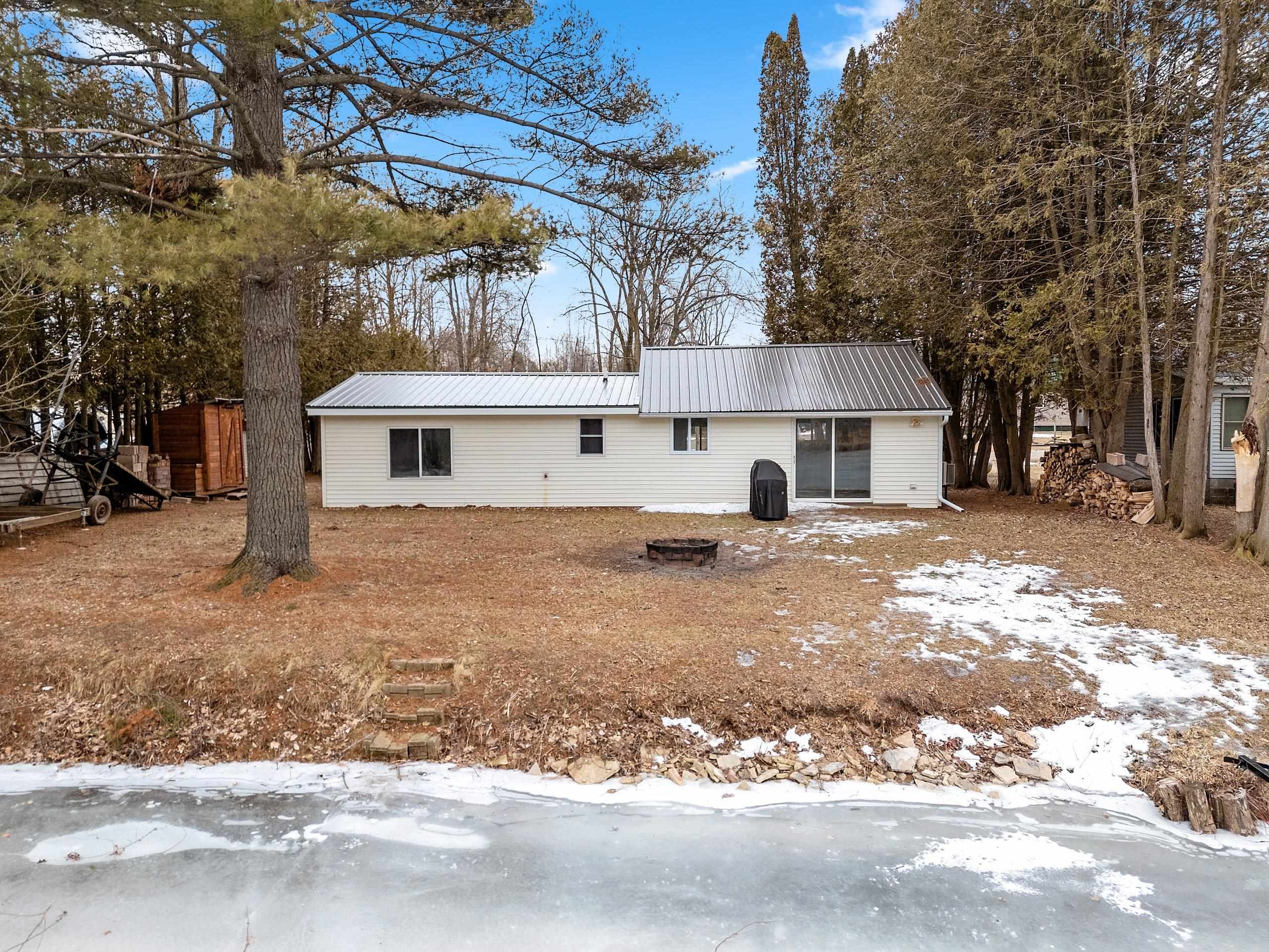 9762 Gray Lake Road Gillett, WI 54124 - Photo 38 of 60