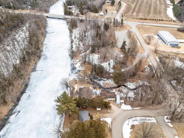 $259,900 | 9762 Gray Lake Road, Gillett, WI 54124