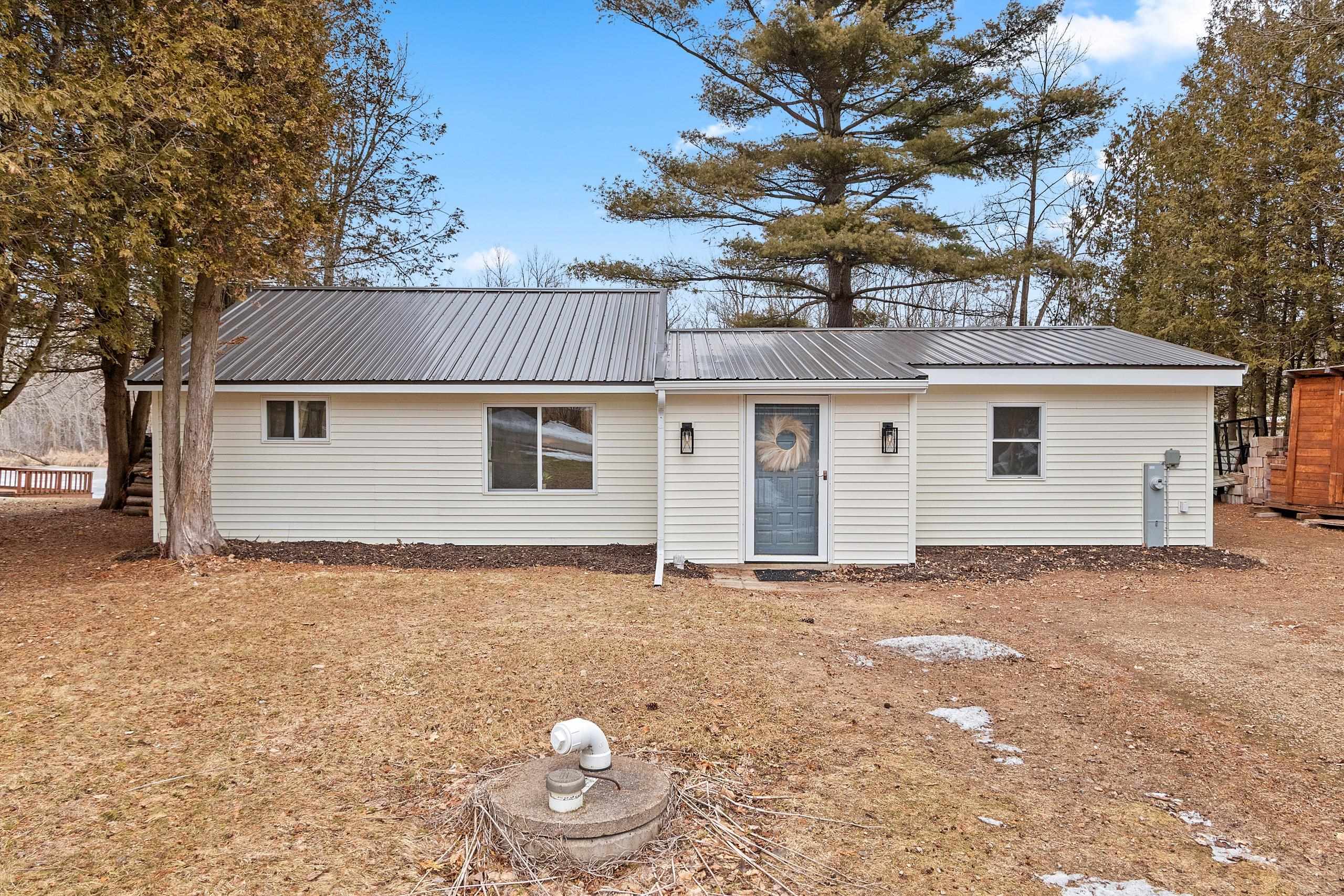 9762 Gray Lake Road Gillett, WI 54124 - Photo 51 of 60