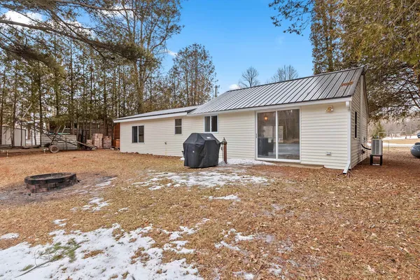 $259,900 | 9762 Gray Lake Road, Gillett, WI 54124