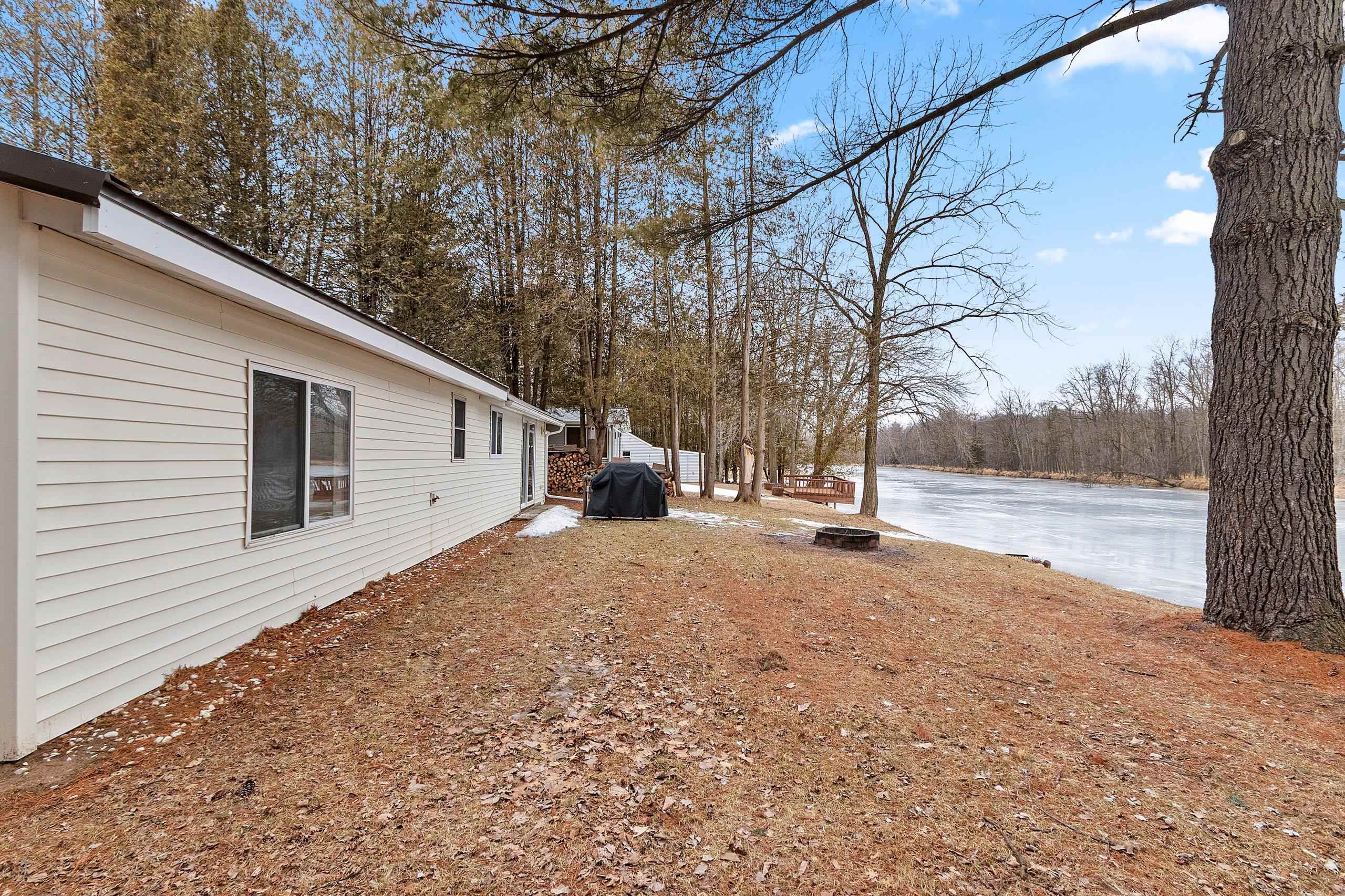 9762 Gray Lake Road Gillett, WI 54124 - Photo 59 of 60