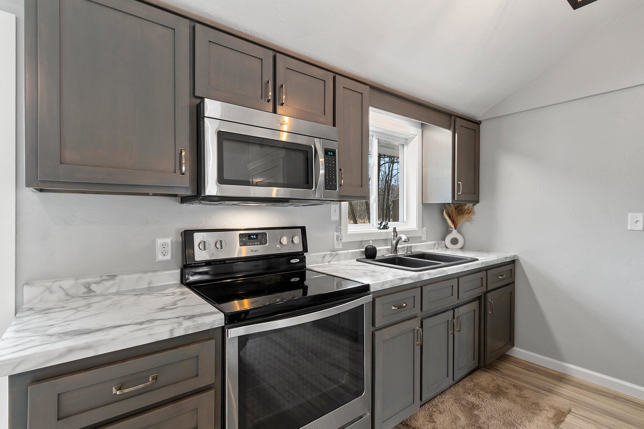 9762 Gray Lake Road Gillett, WI 54124 - Photo 10 of 60