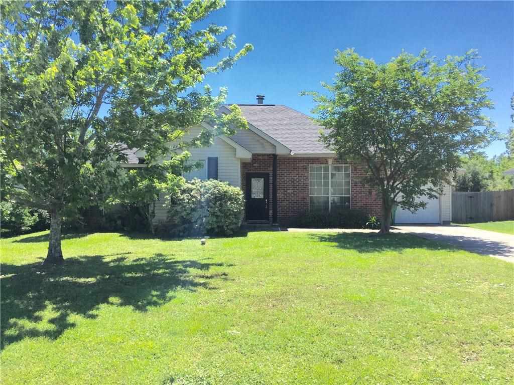 2235 Rue Weller Mandeville, LA 70448 - Photo 1 of 23 Gallery Image 1