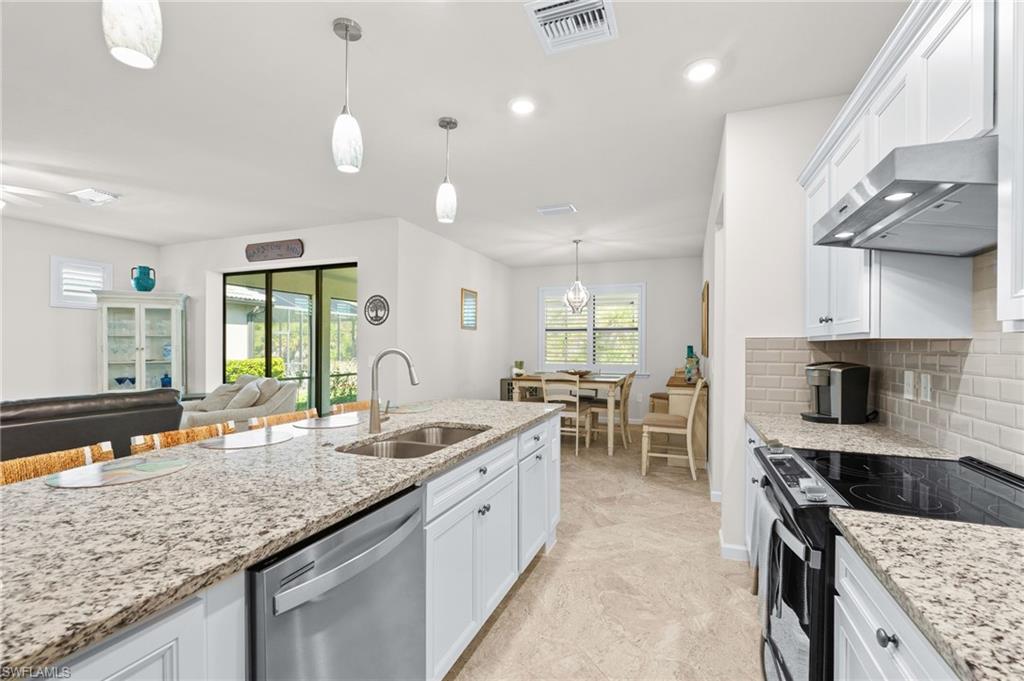 16577 Windsor Way Alva, FL 33920 - Photo 8 of 29