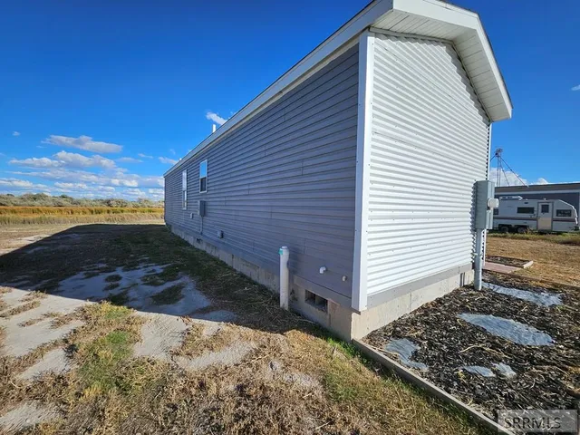 $198,500 | 630 North 2884 East, Roberts, ID 83444