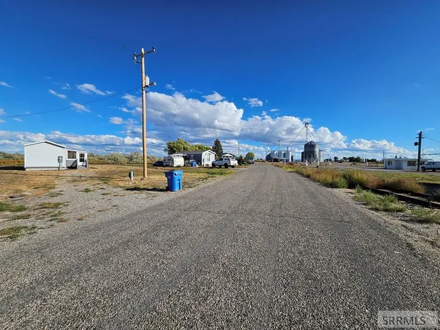 $204,900 | 630 North 2884 East, Roberts, ID 83444