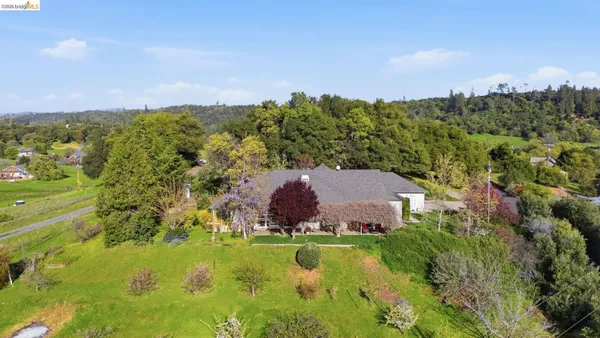 $820,000 | 9360 Highway 49, Sonora, CA 95370