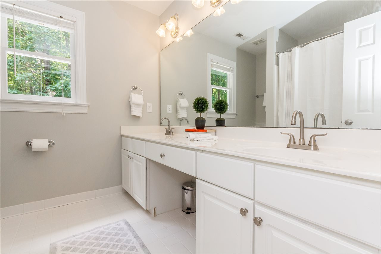 2720 Dray Court Raleigh, NC 27613 - Photo 18 of 25 Bathroom