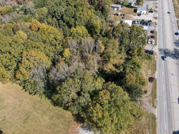 $425,000 | 3014 East Main St Extension, Spartanburg, SC 29307