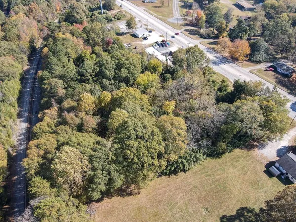 $425,000 | 3014 East Main St Extension, Spartanburg, SC 29307