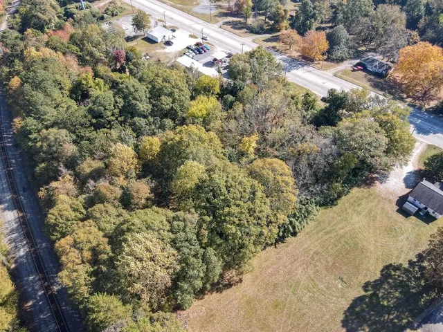 $425,000 | 3014 East Main St Extension, Spartanburg, SC 29307