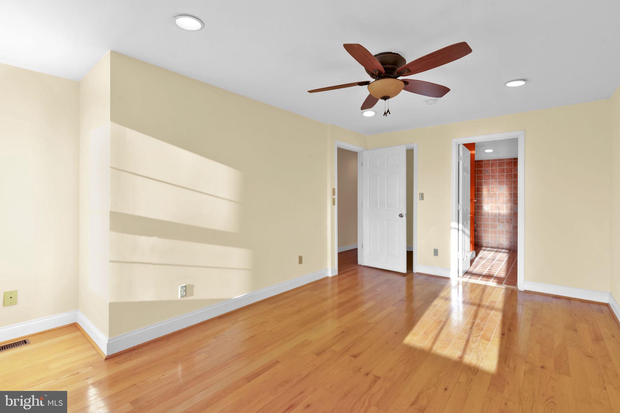 1447 William Street Baltimore, MD 21230 - Photo 32 of 65 a view of empty room with wooden floor
