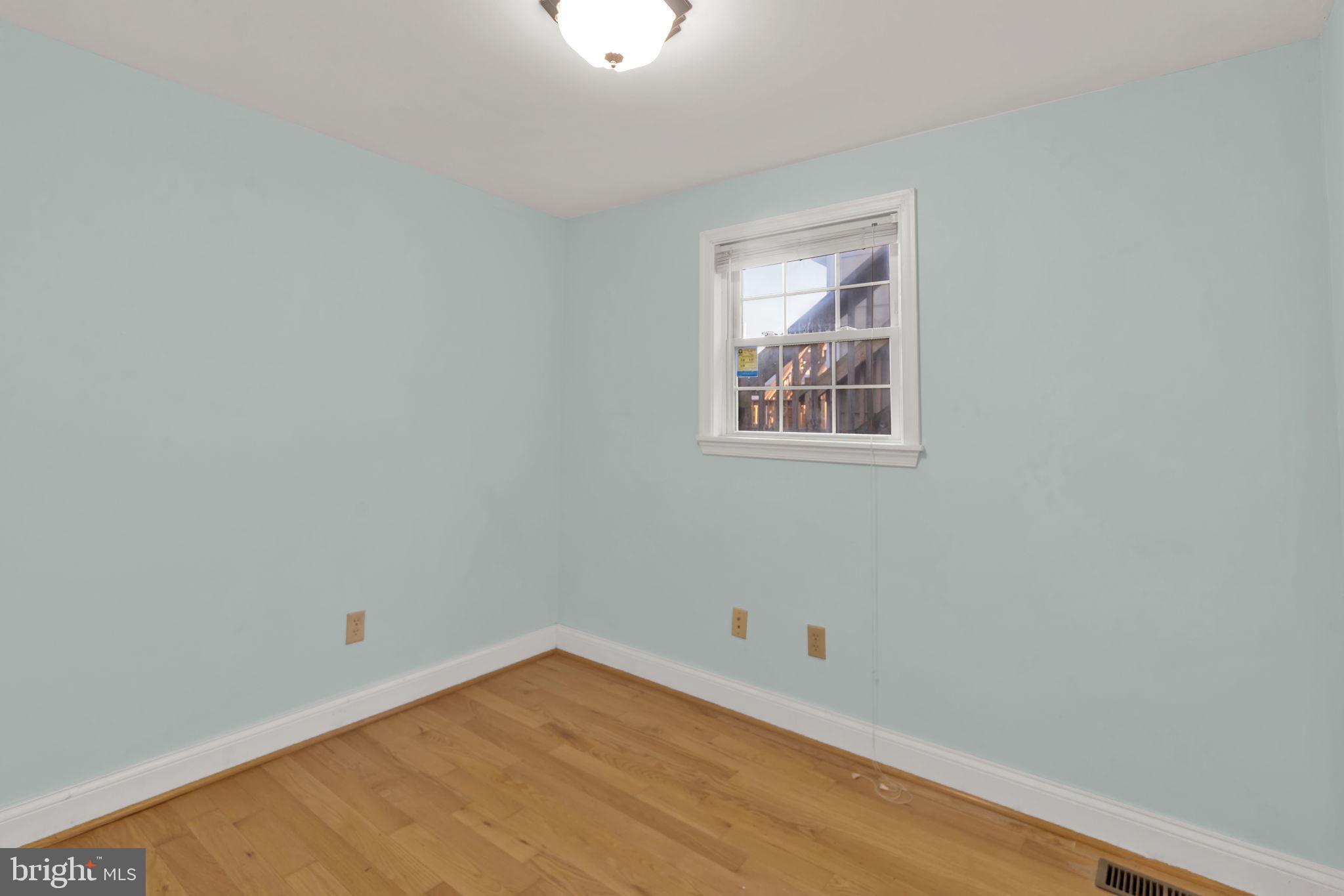1447 William Street Baltimore, MD 21230 - Photo 39 of 65 an empty room with a window