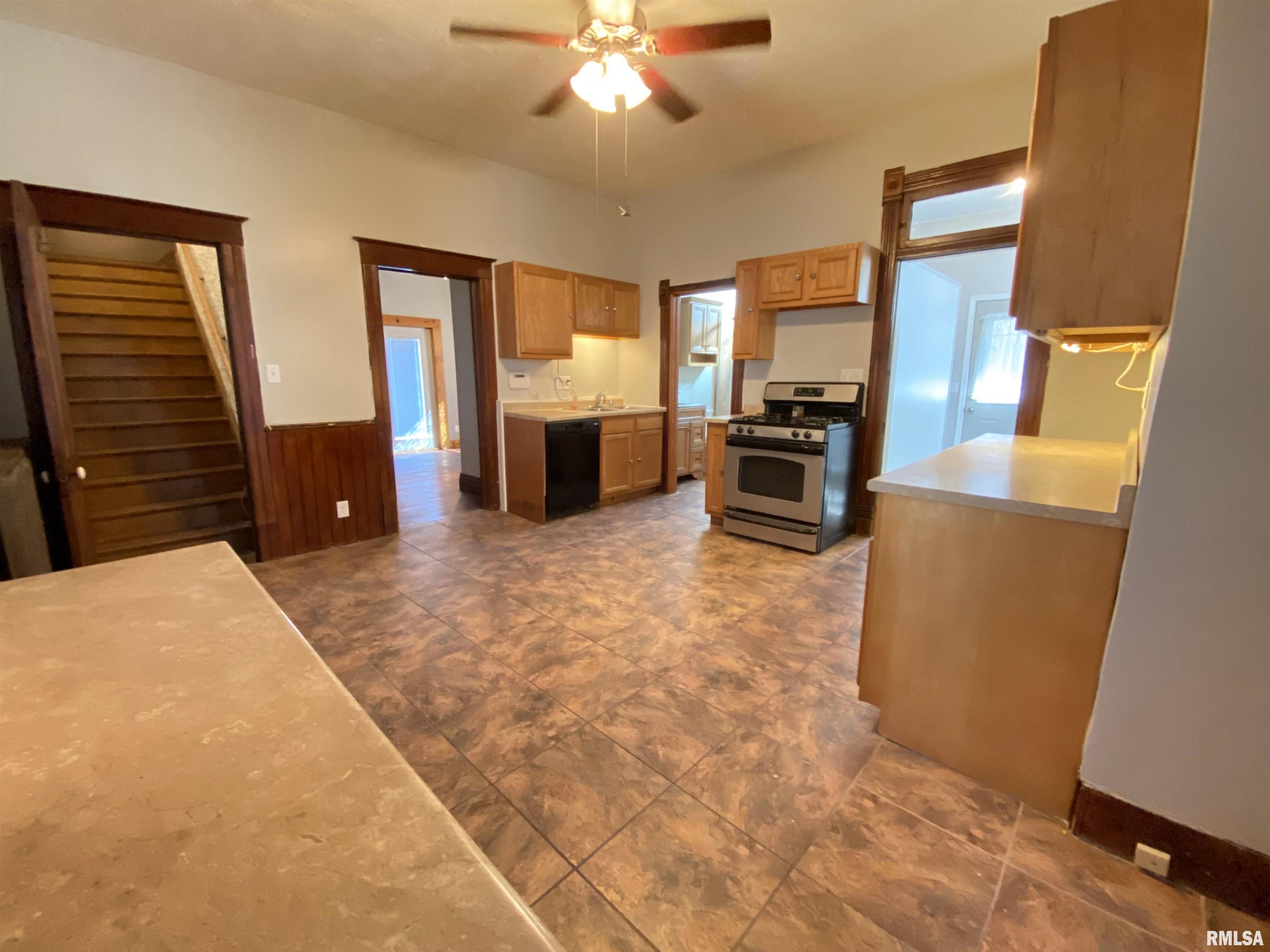 1040 North Patton Avenue Springfield, IL 62702 - Photo 11 of 30