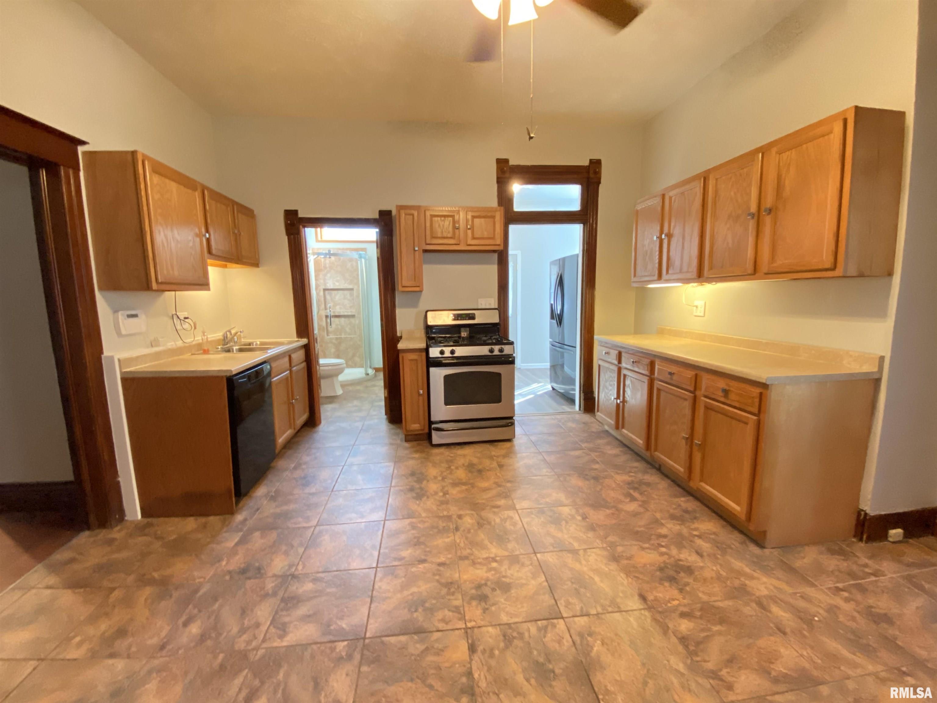 1040 North Patton Avenue Springfield, IL 62702 - Photo 12 of 30