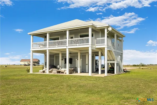 $474,900 | 299 Bay Drive, Palacios, TX 77465
