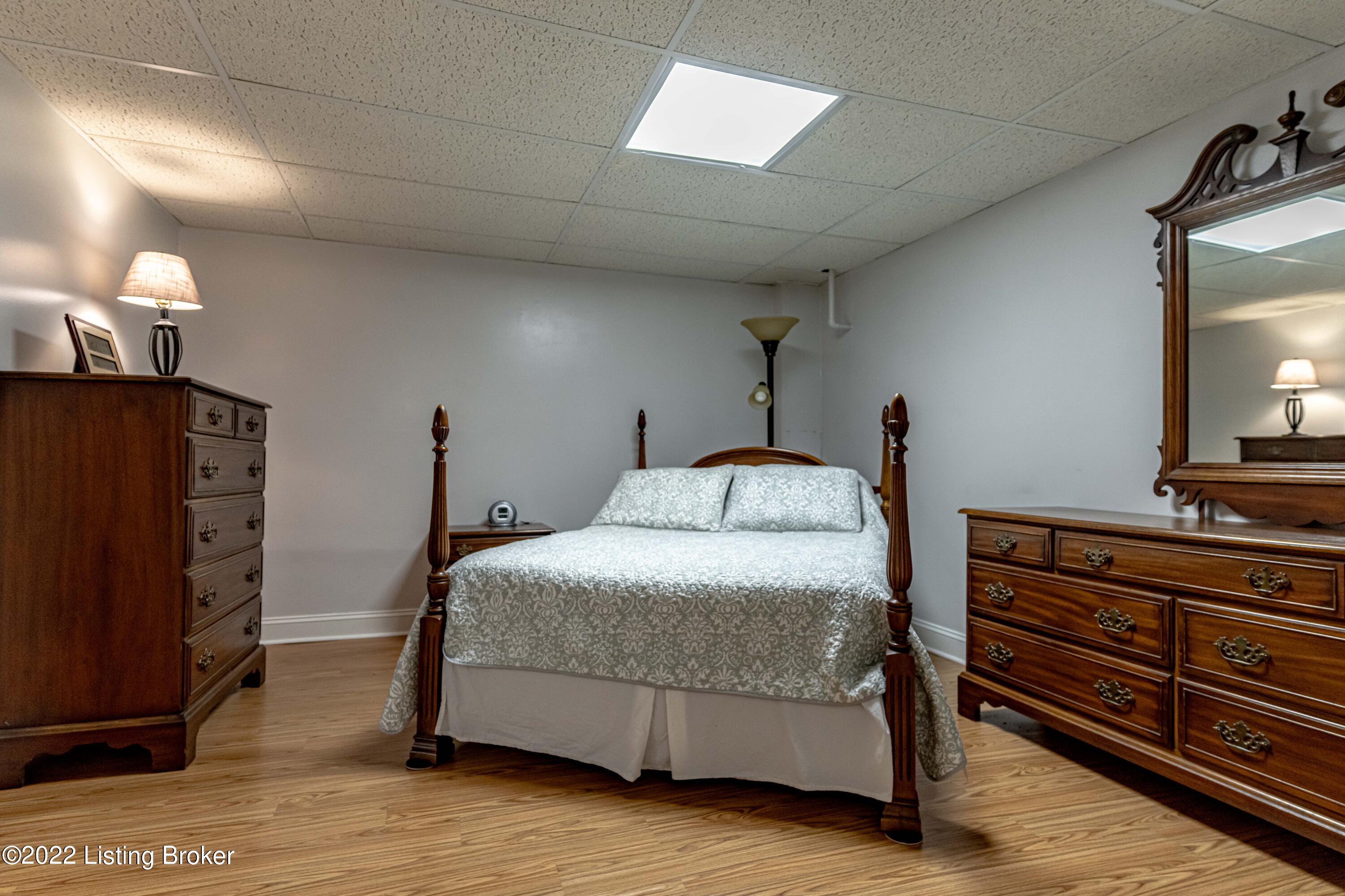 905 Ramsgate Court Louisville, KY 40299 - Photo 59 of 68 DSC06222