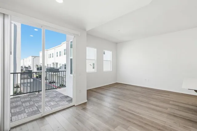 $700,000 | 1455 Banahaw Way, Unit 6, Chula Vista, CA 91915