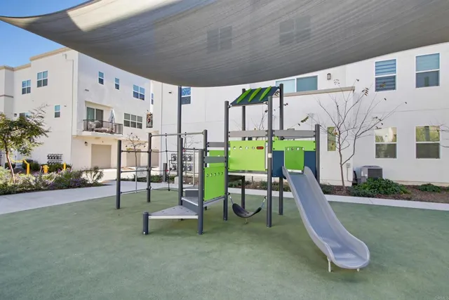 $700,000 | 1455 Banahaw Way, Unit 6, Chula Vista, CA 91915