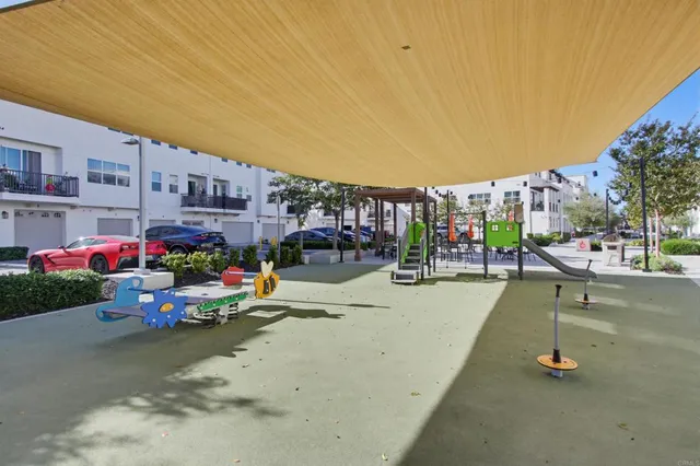 $700,000 | 1455 Banahaw Way, Unit 6, Chula Vista, CA 91915