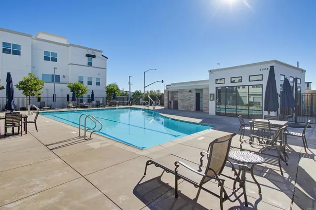 $700,000 | 1455 Banahaw Way, Unit 6, Chula Vista, CA 91915